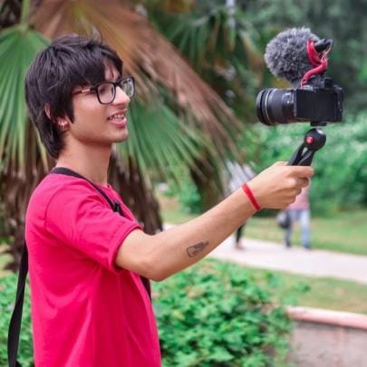 Police seek Meta's help in extorting money from a YouTuber