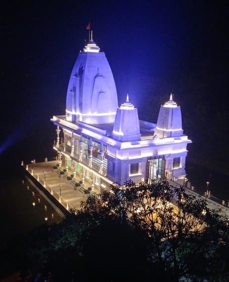 Sharadiya Navratri begins with the worship of Shailputri