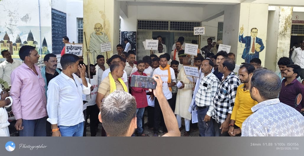 Raised the voice for a separate state by taking out a rally