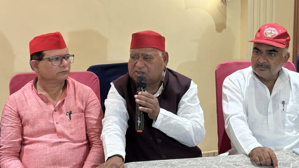 Bulldozers should be used on guest house, action should be taken against policemen: MP