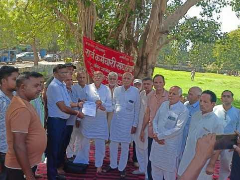 Government should constitute the Eighth Pay Commission and regularise temporary employees: Rambir Singh