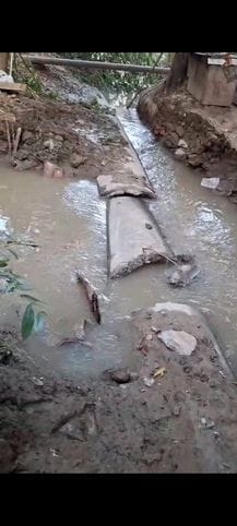The canal on Sonepat Road broke, leaving residents of 83 Colony thirsty today and tomorrow.