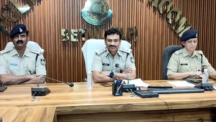 Police uncover blind market in Rs 350 money laundering case