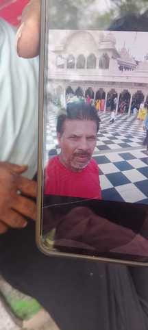 A sweet seller died after being injected by a quack.