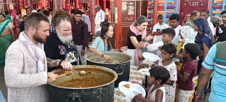 NRI organised a feast in Neebkarori