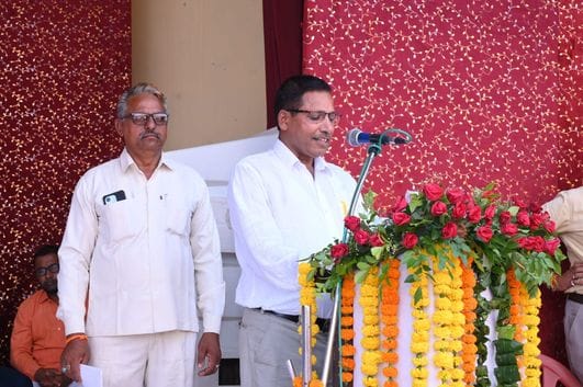 The executive of Saini Sabha took oath along with the head.