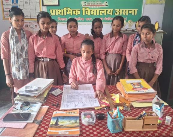 Anjali, a seventh-grade student, became the headmistress for a day.