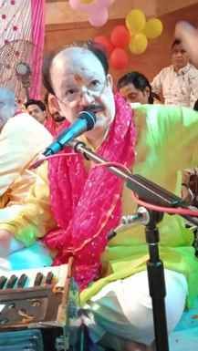 Four brothers spread the magic of art on the stage of Ramlila