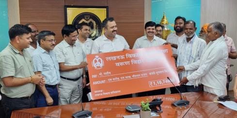 LDA has also started giving compensation for land to the landowners of Varun Vihar scheme.