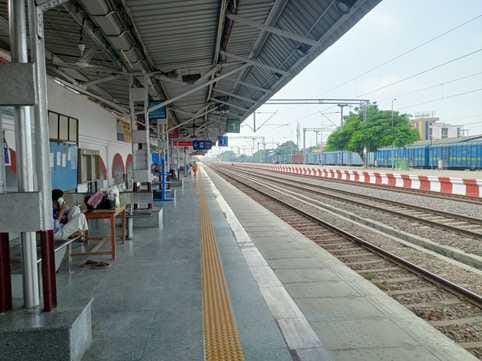 Mega Block: Many trains were cancelled, roadways buses became the support for passengers