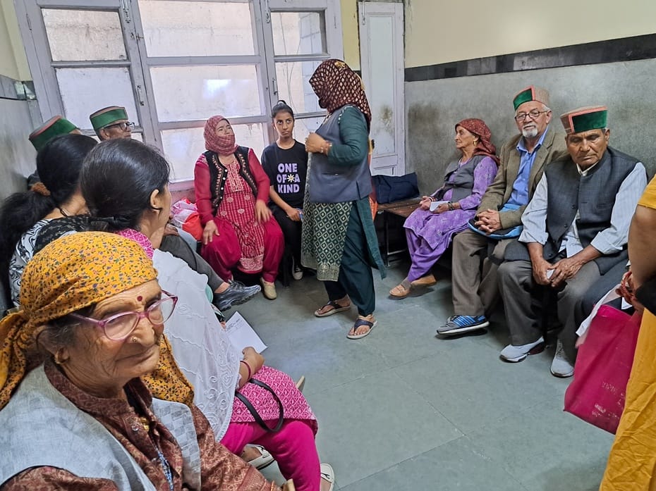 Eye check-up of 50 people was done in Khaneri Hospital