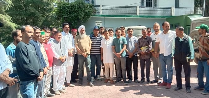 Social worker Sarabjit Singh Bobby reached Banjar