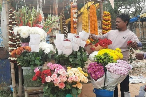 Flower market blooms during Navratri