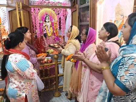 Devotees prayed to Mother Chandraghanta for happiness and prosperity.