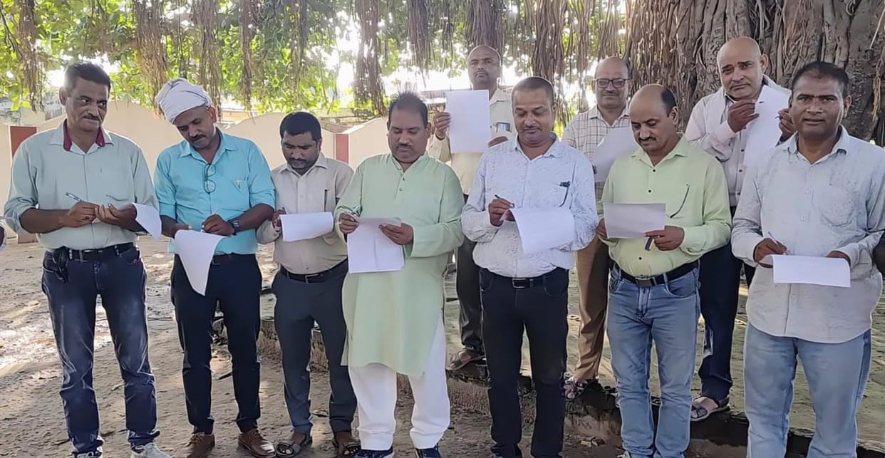 Teachers wrote a letter to the Prime Minister against the mandatory TET.