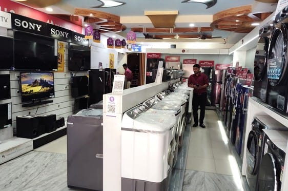 Electronics market shines due to reduction in GST rates