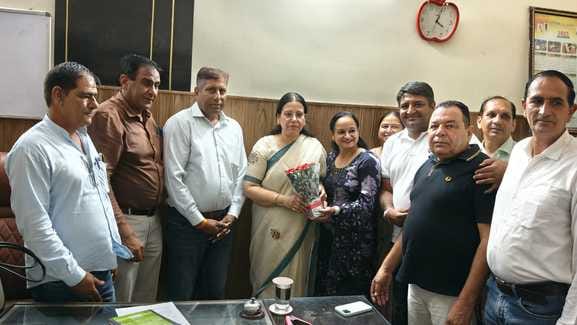 The association conveyed its demands to the Deputy Executive Officer and received assurances.