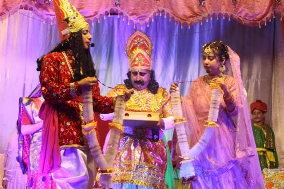 Shri Ram broke Shiva's bow, Sita put the garland on him.