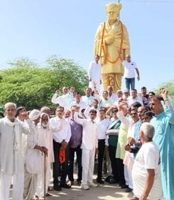 Tributes paid to former Deputy Prime Minister Chaudhary Devi Lal on his birth anniversary