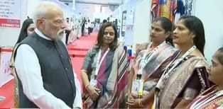 Julie Devi, Secretary of Vidur Brand, met the Prime Minister