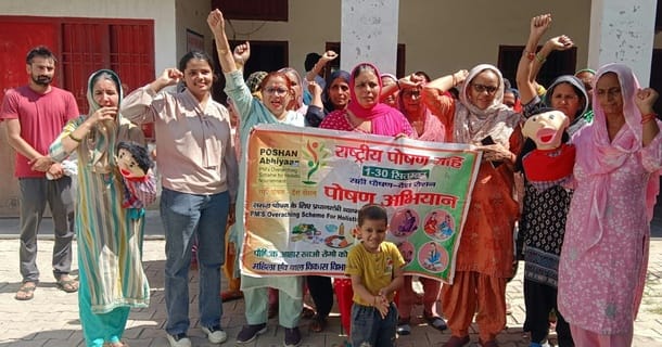 Women gave the message of nutrition