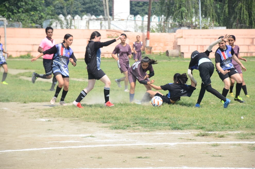 Kathua beat Poonch 3-0 in football