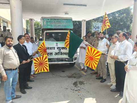 DC and SP sent off the campaign vehicle.