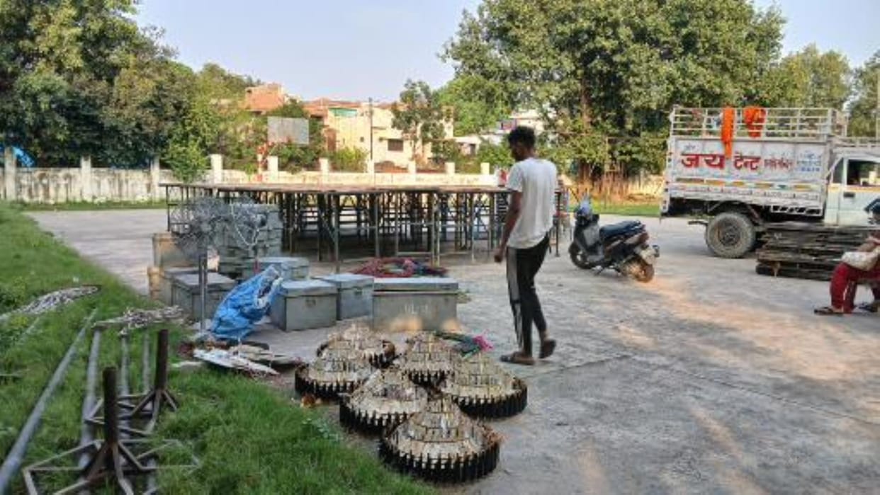 The Municipal Corporation has banned the Dandiya event in the park.