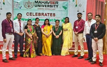 सरधना। महावीर विश्वविद्यालय पोहल्ली में विश्व फार्मासिस्ट दिवस मनाया गया। संस्थान