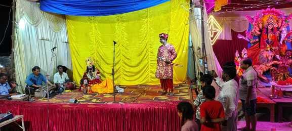 Ramlila started on Tuesday in Niamatpur village of the area on behalf of Navayuvak Durga Puja and Ramlila Committee.