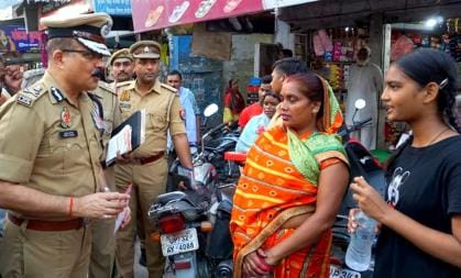 ADG walked three kilometers and interacted with the public.