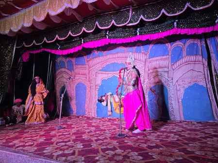 Rama asks Kaikeyi for permission to go to the forest.