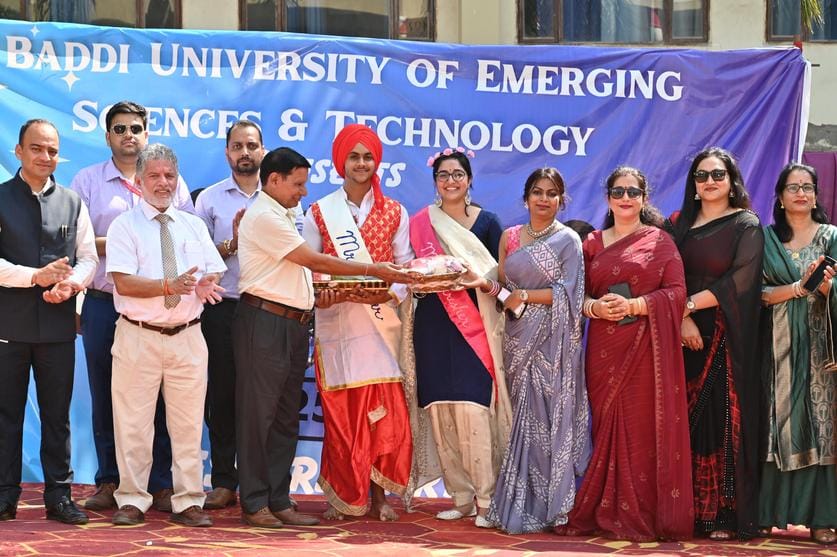 Prince Mister and Katyayani were awarded the title of Miss Fresher.