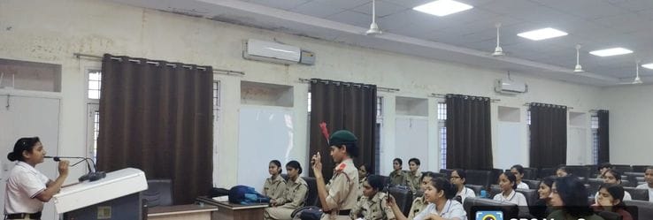 Deepti tops in speech competition