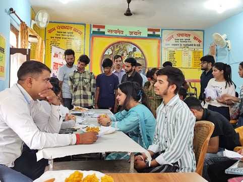 A fair was held in Bamm Panchayat, 46 people got employment.