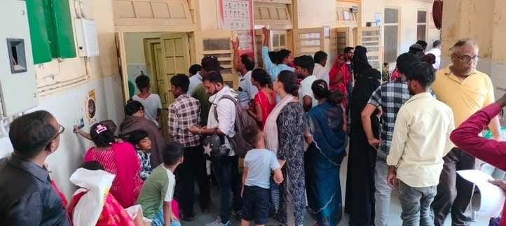 Viral infection: Platelets are rapidly decreasing, fear of dengue