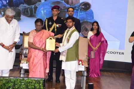 Dr. Abhishek Sharma received the National Award