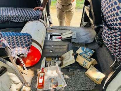 Rajasthan News: 9 Boxes of Illicit Liquor Seized from Hidden Cabin in Car in Dungarpur, One Smuggler Arrested