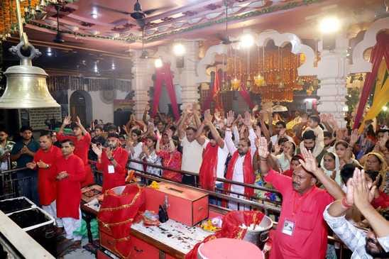 A flood of devotees gathered at Maa Bhadrakali Shaktipeeth