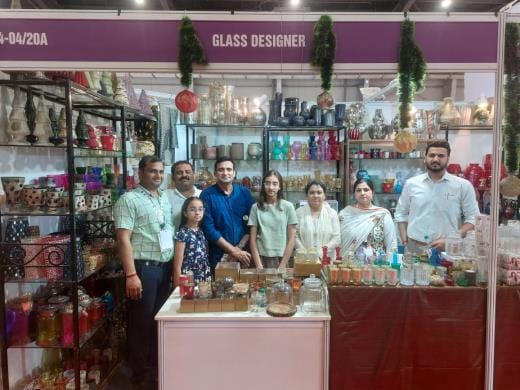 Foreign customers eye glass industry, expect orders worth crores