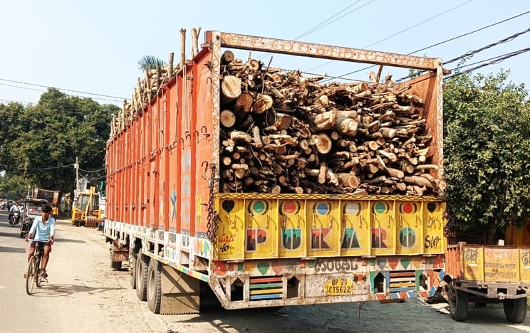 Screws: Two ambulances found without standards seized, two challaned