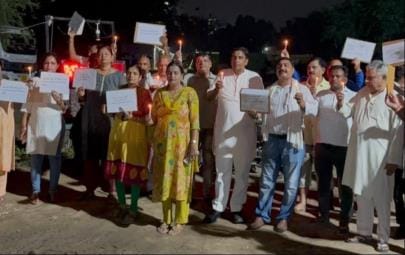 Padavghar protest in colony, candle march taken out