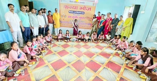 A feast for girls was organised under Mission Shakti.