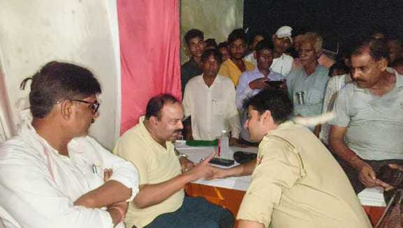 Puwaiyan police stopped the dance party and the committee closed the fair.