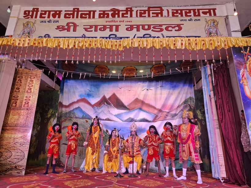 Devotees were moved by the killing of Bali and the drama of Ashok Vatika.