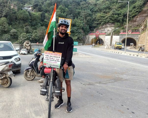 Abhishek, who is on a bicycle tour of India, reaches Mandi