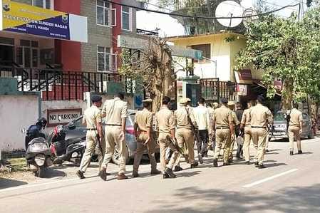 Accused of robbery at gunpoint in Sundernagar presented in court