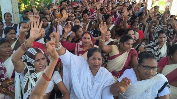 Asha workers staged a sit-in protest demanding seven points.