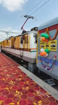 उदयपुर रेलवे स्टेशन से रवाना की गई ट्रेन। रेलवे