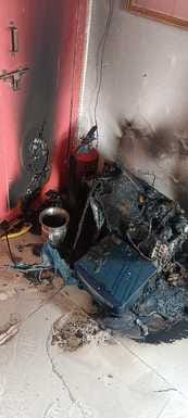 Neighbors set fire to the house, accused of tying up and beating the brother